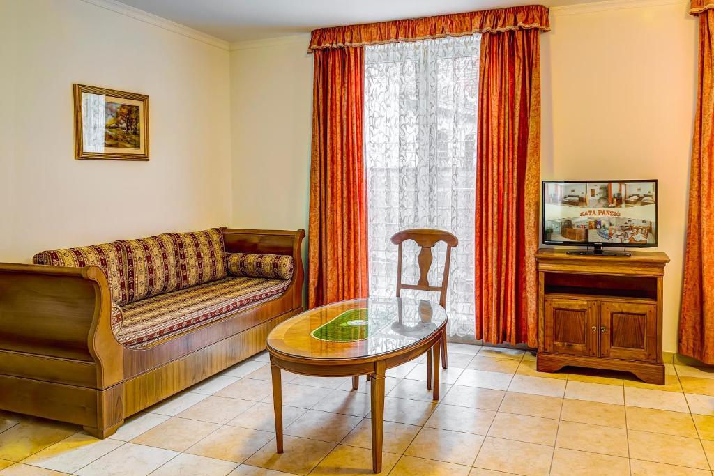Kata Panzio Bed & Breakfast Szeged Room photo